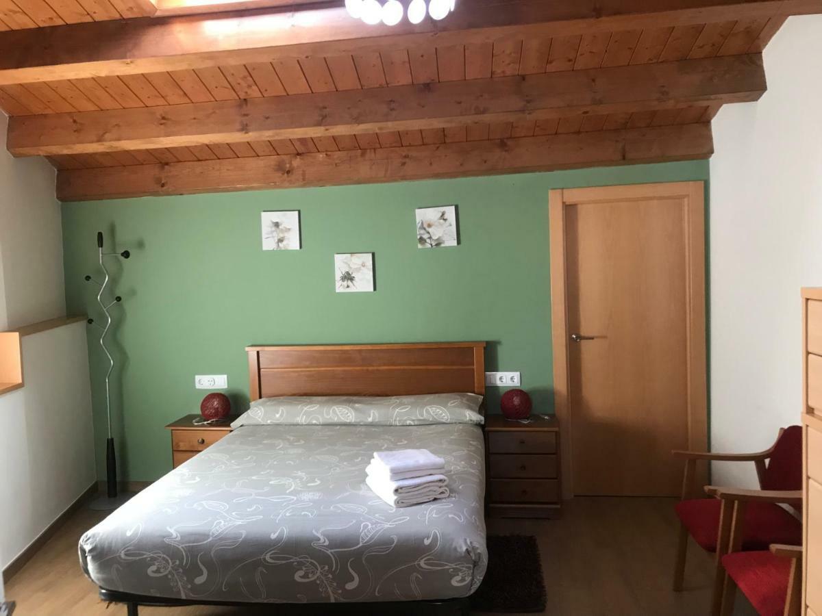 Apartaments Ca L'Albert Pobla de Segur Bagian luar foto