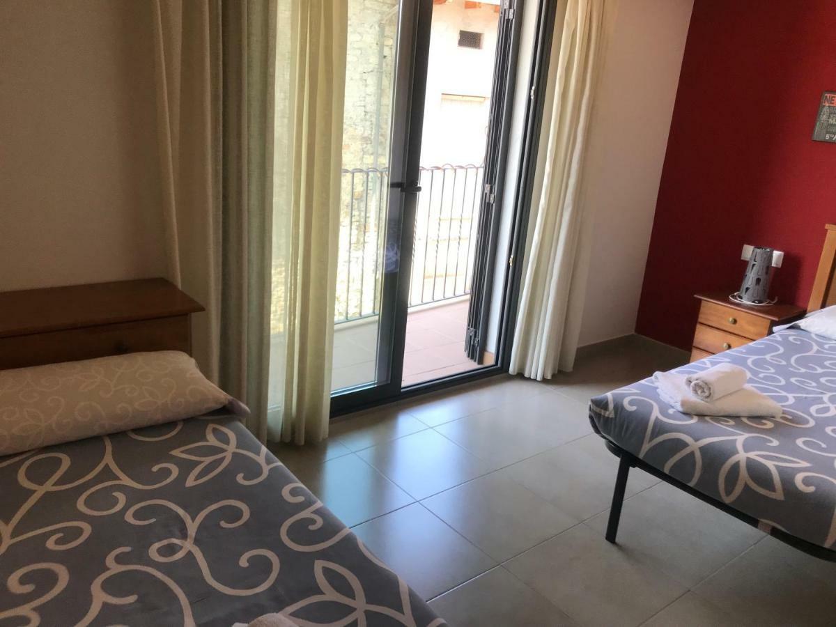 Apartaments Ca L'Albert Pobla de Segur Bagian luar foto